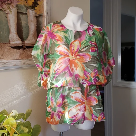 Serengeti Blouse - Picture 2 of 9